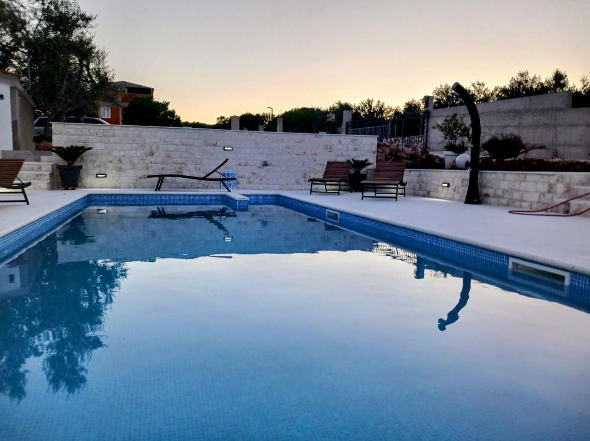 Apartments T&M Vinišće Εξωτερικό φωτογραφία