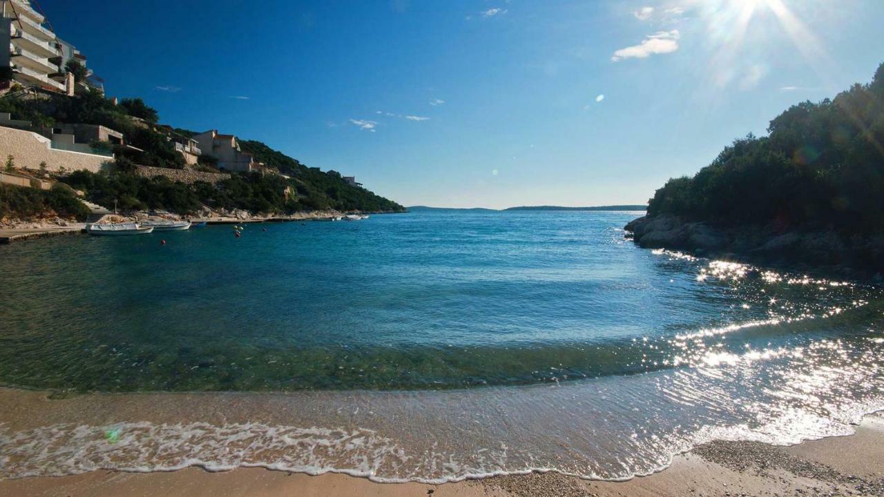 Apartments T&M Vinišće Εξωτερικό φωτογραφία
