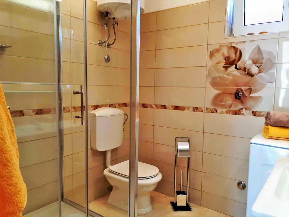 Apartments T&M Vinišće Εξωτερικό φωτογραφία